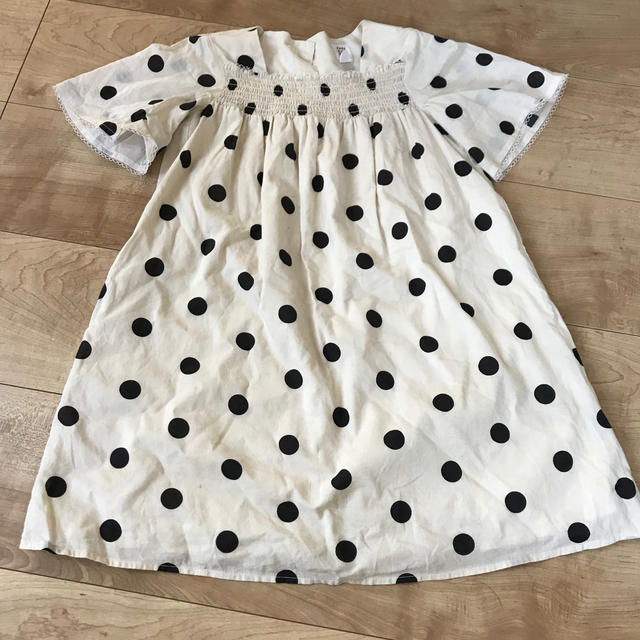 babyGAP(ベビーギャップ)のドット柄ワンピース♡ キッズ/ベビー/マタニティのキッズ服女の子用(90cm~)(ワンピース)の商品写真