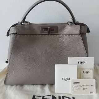 フェンディ(FENDI)のフェンディ ピーカブー セレリア コルダ(ハンドバッグ)