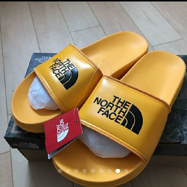 THE NORTH FACE(ザノースフェイス)のタイムセール中☆新品！ノースフェイス　サンダル　ベースキャンプ　26センチ　 メンズの靴/シューズ(サンダル)の商品写真