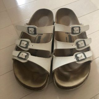 ビルケンシュトック(BIRKENSTOCK)のビリケン　サンダル(サンダル)