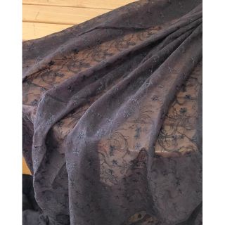 レースのファブリック （Dark Brown）（約13.5m）　　　(生地/糸)