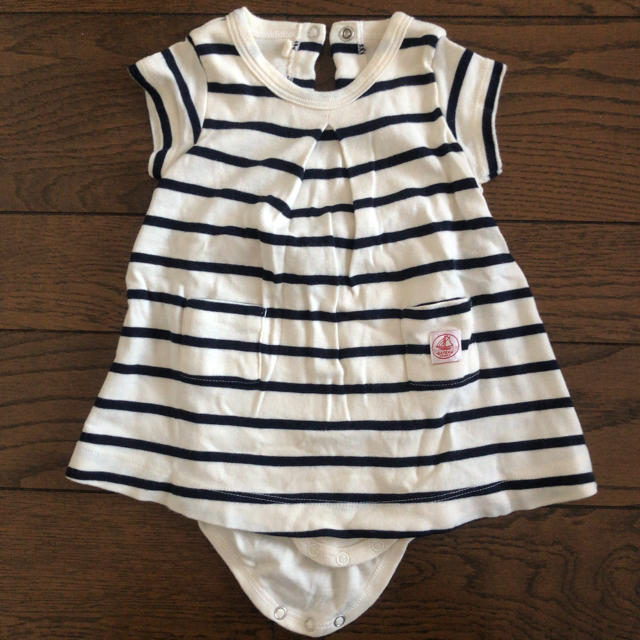 PETIT BATEAU(プチバトー)の【美品】プチバトー　ワンピース　3m 60サイズ  女の子夏用　ロンパース キッズ/ベビー/マタニティのベビー服(~85cm)(ワンピース)の商品写真