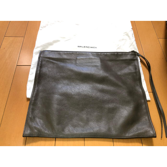 ⭐︎美品⭐︎ バレンシアガ クラッチバッグ ポーチ ⭐︎美品⭐︎ バレンシアガ クラッチバッグ ポーチ