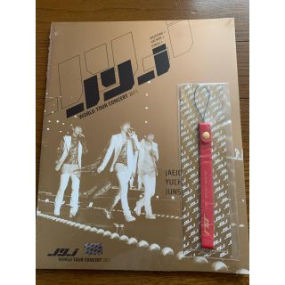 ジェイワイジェイ(JYJ)のJYJ WARLD TOUR CONCERT 2011 パンフレット(K-POP/アジア)