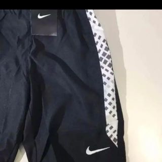 ナイキ(NIKE)の新品　ナイキ　水着　140cm(水着)