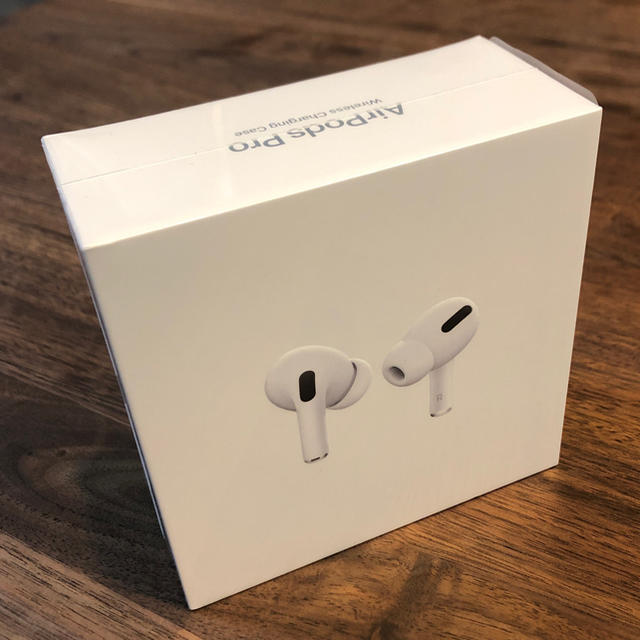 Apple(アップル)の24時間以内発送　AirPods Pro エアポッズプロ　ワイヤレスイヤホン スマホ/家電/カメラのオーディオ機器(ヘッドフォン/イヤフォン)の商品写真