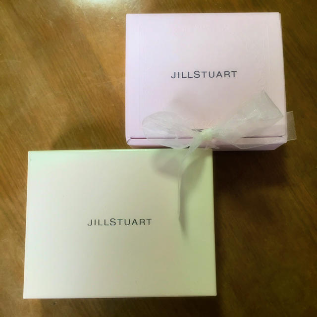 JILLSTUART(ジルスチュアート)のジルスチュアート 箱 エンタメ/ホビーのコレクション(その他)の商品写真