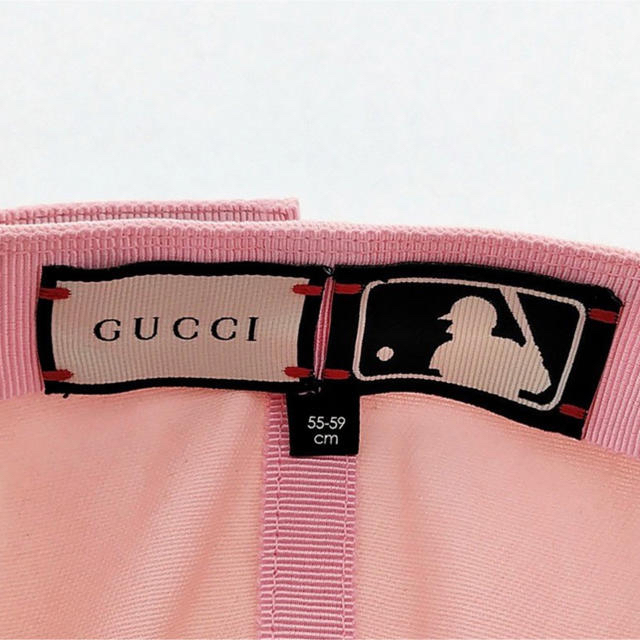 Gucci(グッチ)の【美品】GUCCI グッチ キャップ(NYヤンキース) レディースの帽子(キャップ)の商品写真