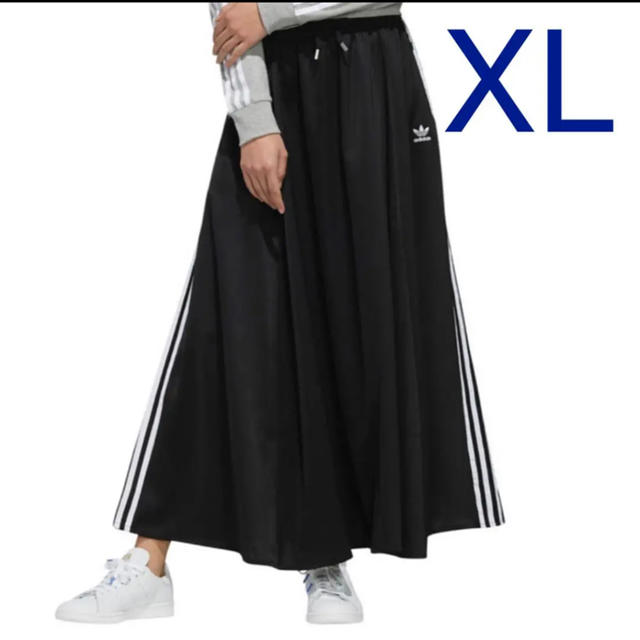 adidas(アディダス)のadidas originals LONG SATIN SKIRT まいまい様 レディースのスカート(ロングスカート)の商品写真