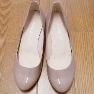 ルタロン(Le Talon)のルタロン　エナメルパンプス22.5センチ(ハイヒール/パンプス)