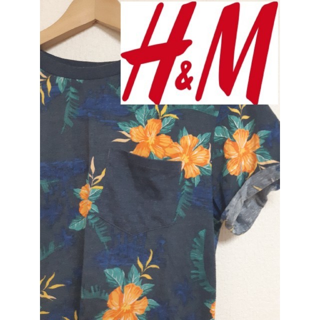 H&M(エイチアンドエム)の【H&M】花柄Tシャツ メンズのトップス(Tシャツ/カットソー(半袖/袖なし))の商品写真