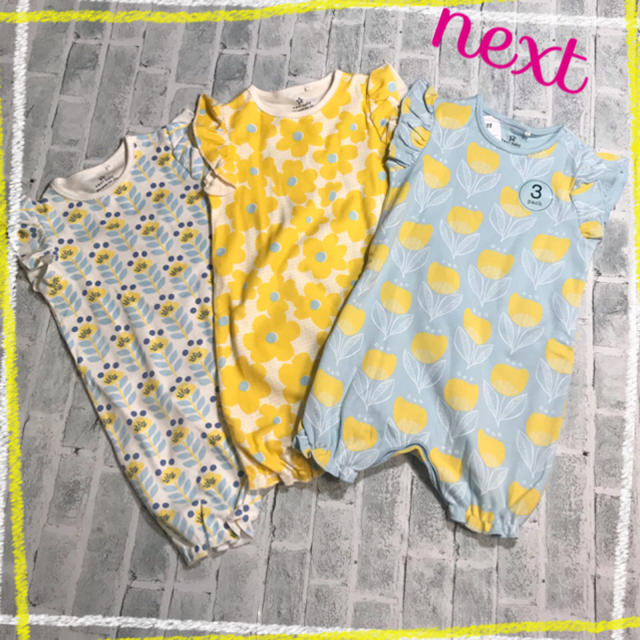 NEXT(ネクスト)の☀︎next 70cmレトロイエローフラワーショートオール6-9m キッズ/ベビー/マタニティのベビー服(~85cm)(ロンパース)の商品写真