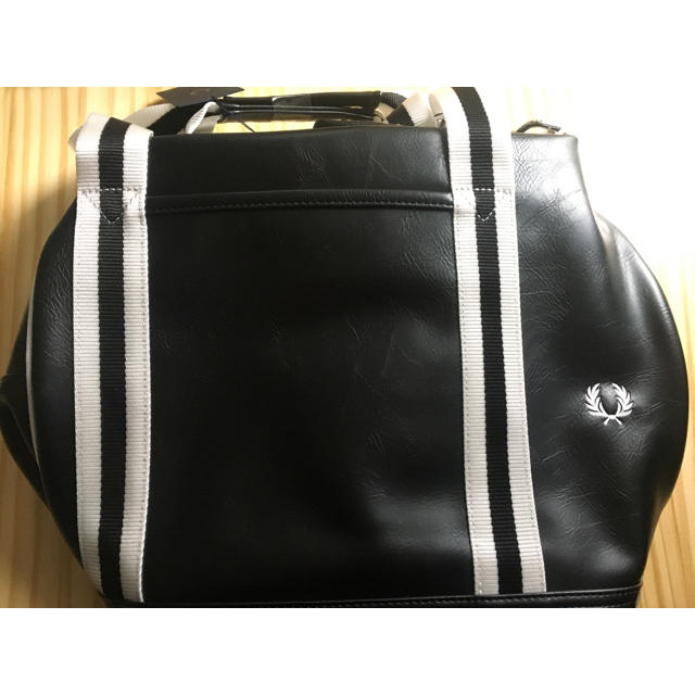 Fred Perry DSM Special Barrel Bag 3