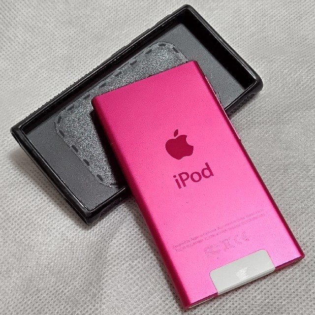 Apple(アップル)のアップル iPod nano 第7世代 MKMV2J ピンク 16GB スマホ/家電/カメラのオーディオ機器(ポータブルプレーヤー)の商品写真