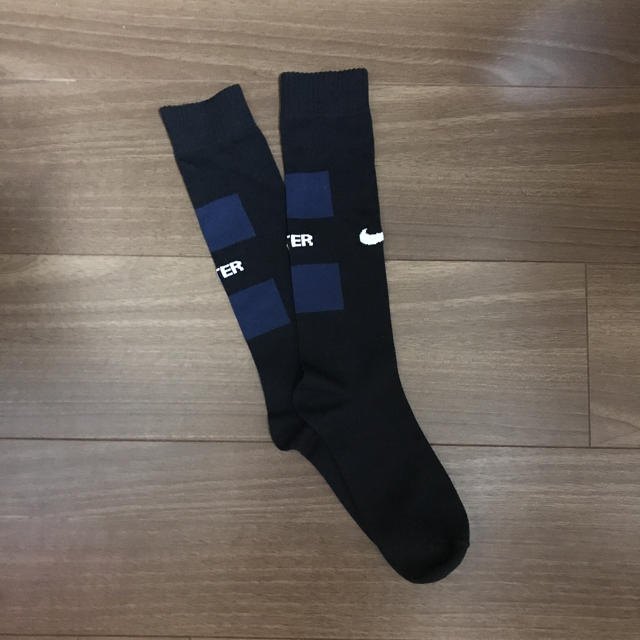 NIKE(ナイキ)のインテル サッカーソックス 19㎝ ★新品・未使用★ スポーツ/アウトドアのサッカー/フットサル(その他)の商品写真