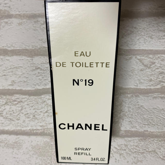 CHANEL(シャネル)のCHANEL 香水No19 コスメ/美容の香水(香水(女性用))の商品写真