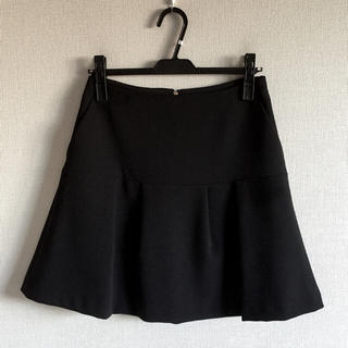 アドーア(ADORE)のαa♡黒色のバックファスナースカート(ひざ丈スカート)