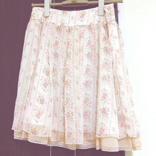 レストローズ(L'EST ROSE)の美品✴︎レストローズ✴︎ミニスカート✴︎(ミニスカート)