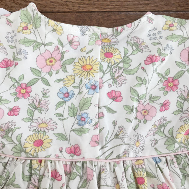 NEXT(ネクスト)の新品♡next♡半袖ワンピース　花柄フローラル　90 キッズ/ベビー/マタニティのキッズ服女の子用(90cm~)(ワンピース)の商品写真