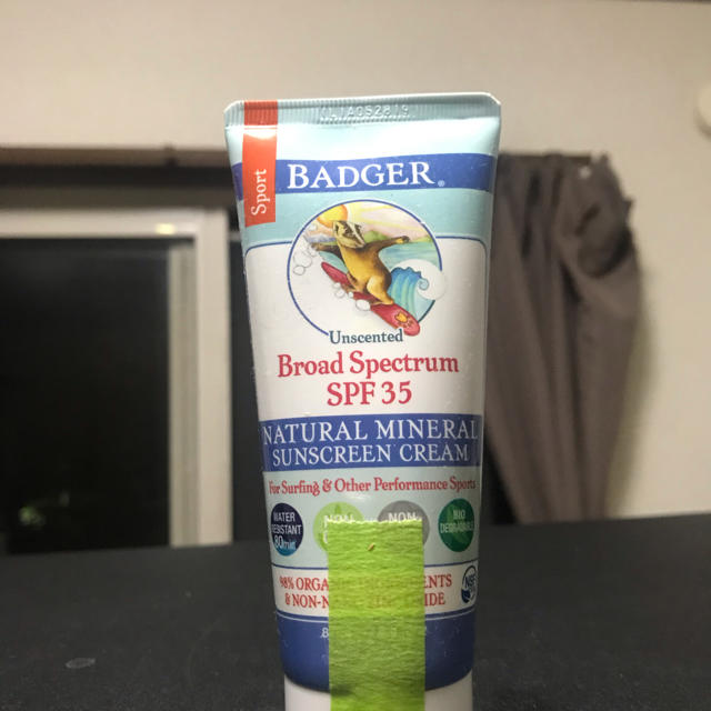 Badger(バジャー)のBadger バジャー スポーツ用日焼け止め SPF35 無香料 87ml コスメ/美容のボディケア(日焼け止め/サンオイル)の商品写真