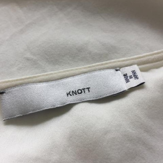 KNOT(ノット)のノット　カットソー レディースのトップス(カットソー(半袖/袖なし))の商品写真