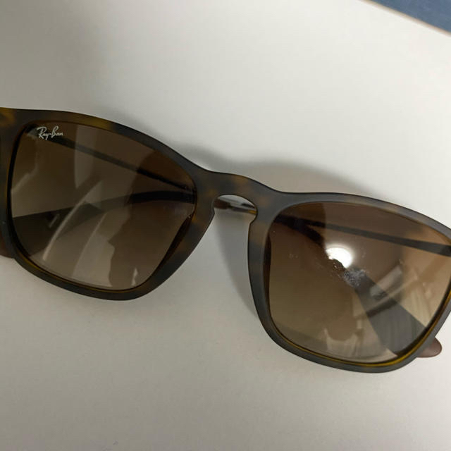 Ray-Ban(レイバン)の値下げ可！！レイバンサングラス レディースのファッション小物(サングラス/メガネ)の商品写真