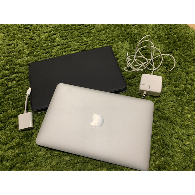 PC/タブレット送料込！MacBook Air ‘11 i5/4G/128G