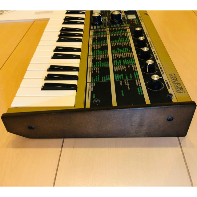 KORG(コルグ)のKORG microKORG  (マイクロコルグ) 楽器の鍵盤楽器(キーボード/シンセサイザー)の商品写真