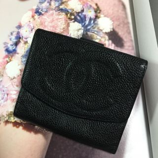 シャネル(CHANEL)のシャネル  キャビア折り財布　ブラック(財布)