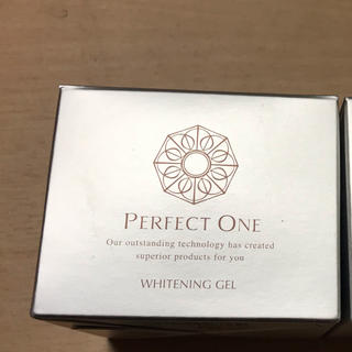 パーフェクトワン(PERFECT ONE)のパーフェクトワン 薬用ホワイトニングジェル　75g(オールインワン化粧品)