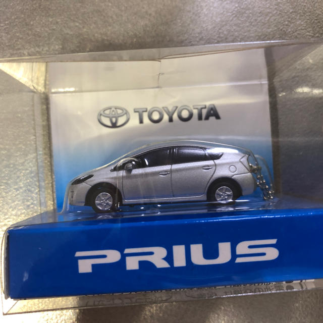 トヨタ(トヨタ)のPRIUS   ミニカー エンタメ/ホビーのおもちゃ/ぬいぐるみ(ミニカー)の商品写真