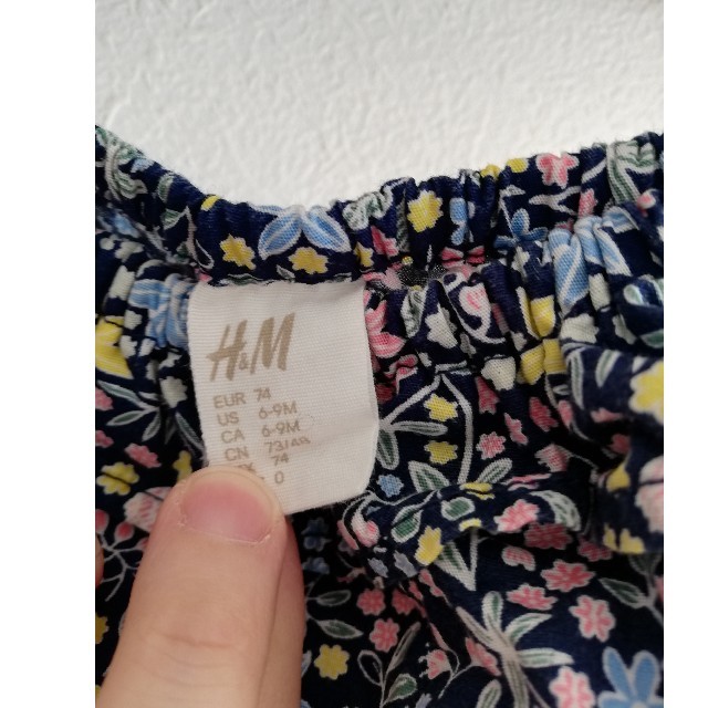 H&M(エイチアンドエム)のH＆Mロンパースカバーオール6〜9M女の子ベビー キッズ/ベビー/マタニティのベビー服(~85cm)(ロンパース)の商品写真