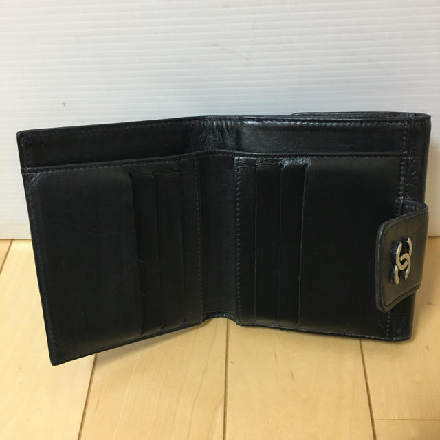 CHANEL(シャネル)のシャネル  財布　リカラー品 レディースのファッション小物(財布)の商品写真