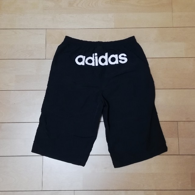 adidas(アディダス)のadidas  ナイロンハーフパンツ  160cm  黒 キッズ/ベビー/マタニティのキッズ服男の子用(90cm~)(パンツ/スパッツ)の商品写真