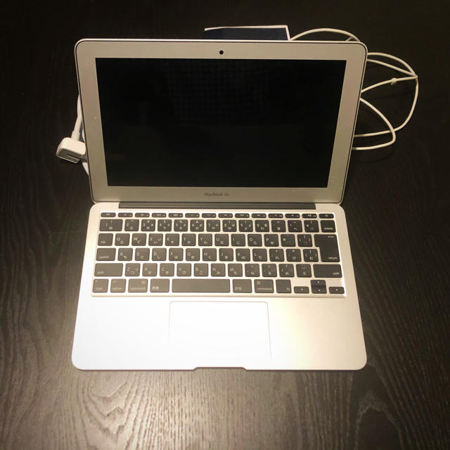 Apple(アップル)のMacBook Air (11-inch, Mid 2012) スマホ/家電/カメラのPC/タブレット(ノートPC)の商品写真