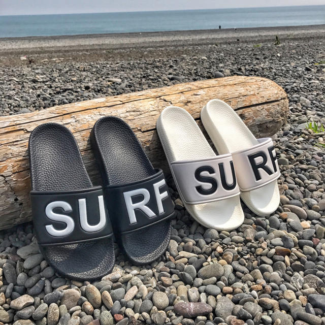 Ron Herman(ロンハーマン)の街で目立つ☆LUSSO SURF シャワーサンダル   白４1☆ベナッシ メンズの靴/シューズ(サンダル)の商品写真