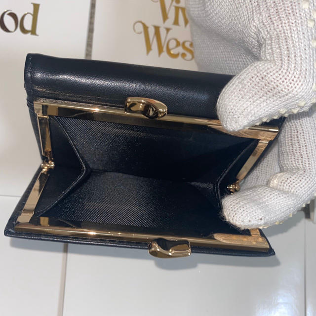 Vivienne Westwood(ヴィヴィアンウエストウッド)のヴィヴィアン折りたたみ財布 メンズのファッション小物(折り財布)の商品写真