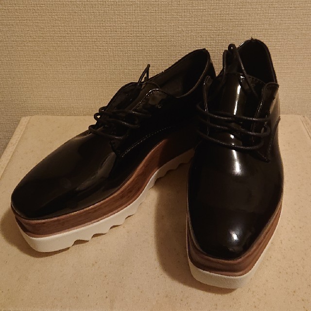 ZARA(ザラ)のStella McCartney風 プラットフォームシューズ レディースの靴/シューズ(その他)の商品写真