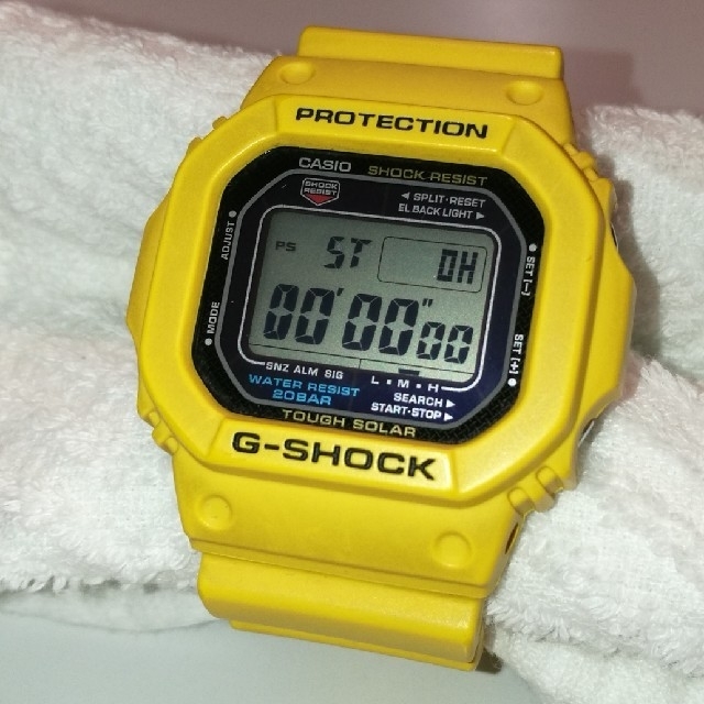 CASIO G-SHOCK 5600A イエロー