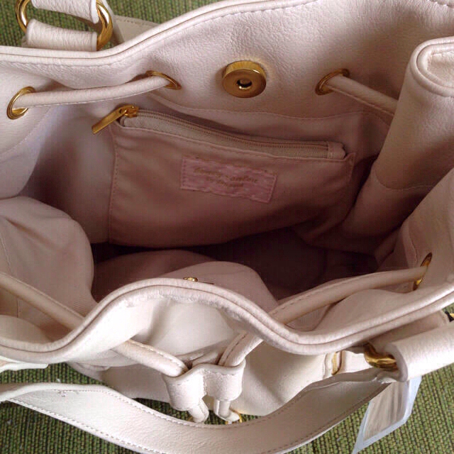 Honey Salon(ハニーサロン)のハニーサロン 新品バッグ レディースのバッグ(ショルダーバッグ)の商品写真