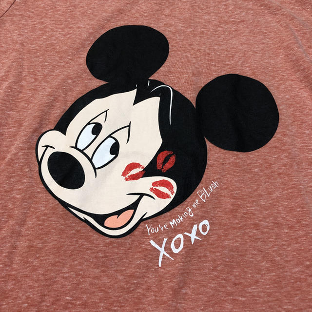 Avan Lily(アバンリリー)のAvan Lily  Tシャツ Disneyコラボ　ミッキー　美品 レディースのトップス(Tシャツ(半袖/袖なし))の商品写真