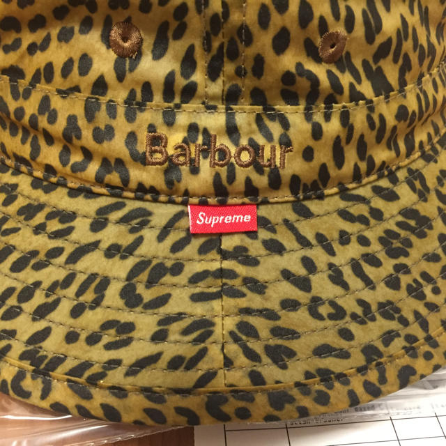 Supreme(シュプリーム)のSupreme®/Barbour® Waxed Cotton Crusher メンズの帽子(ハット)の商品写真