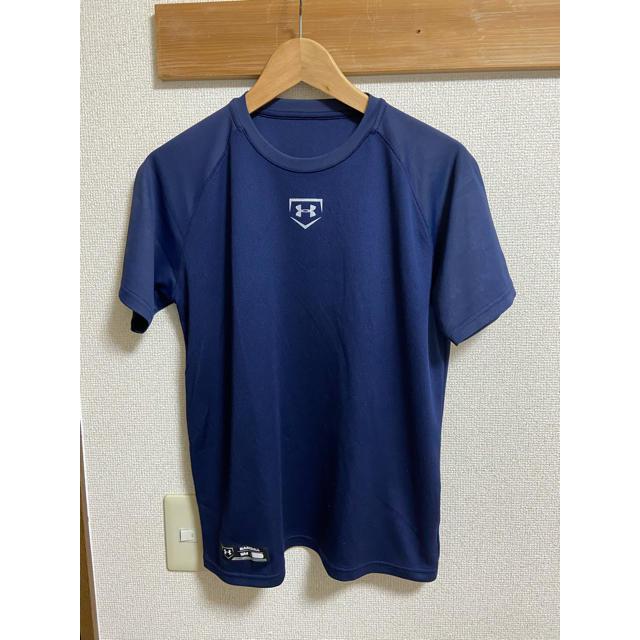 UNDER ARMOUR(アンダーアーマー)の☆カッコイイ☆UNDER ARMOUR メンズTシャツ　SM メンズのトップス(Tシャツ/カットソー(半袖/袖なし))の商品写真