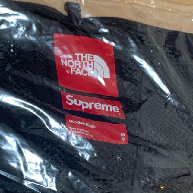 Supreme(シュプリーム)のSupreme®/The North Face® Cargo Vest メンズのトップス(ベスト)の商品写真
