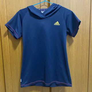 アディダス(adidas)の美品　adidas アディダス Tシャツ(Tシャツ(半袖/袖なし))