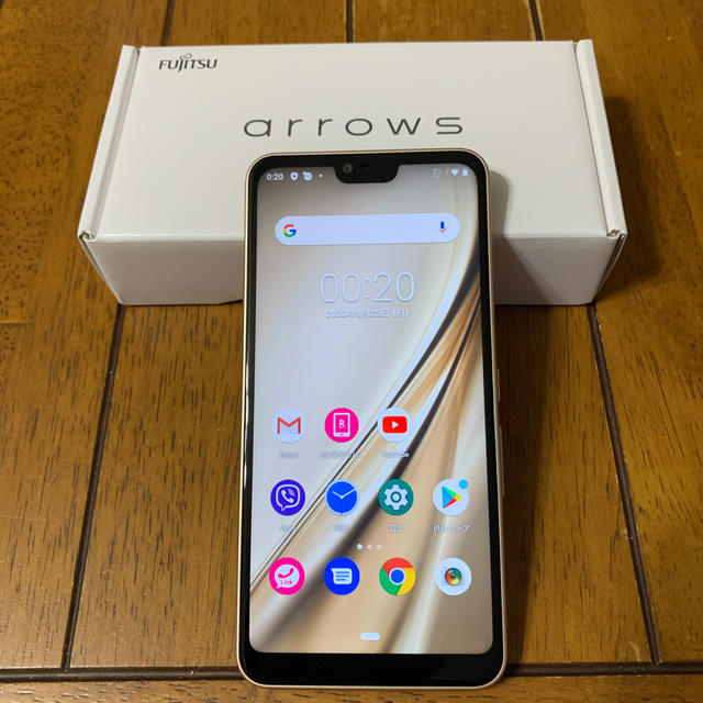 arrows(アローズ)のARROWS RX ゴールド 楽天モバイル SIMフリー端末 スマホ/家電/カメラのスマートフォン/携帯電話(スマートフォン本体)の商品写真