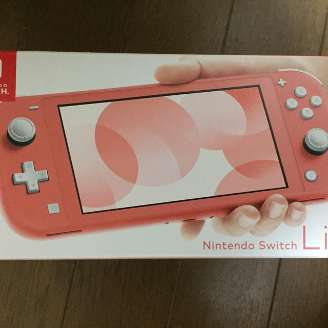 新品未開封  Nintendo Switch light本体 エンタメ/ホビーのゲームソフト/ゲーム機本体(携帯用ゲーム機本体)の商品写真