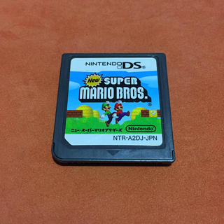 ニンテンドーDS(ニンテンドーDS)のニュースーパーマリオブラザーズ カセット NINTENDO DS ニンテンドー(携帯用ゲームソフト)