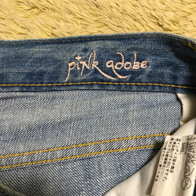 PINK ADOBE(ピンクアドべ)のショートパンツ　ジーパン レディースのパンツ(ショートパンツ)の商品写真