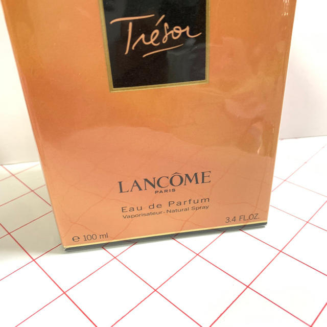 LANCOME(ランコム)の大容量100ミリ♡新品未開封♡ランコム♡トレゾア♡オードパルファン♡香水 コスメ/美容の香水(香水(女性用))の商品写真